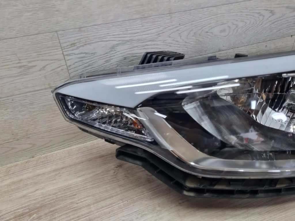 Frontscheinwerfer Hyundai I20 92101C8000 Links Scheinwerfer Headlight