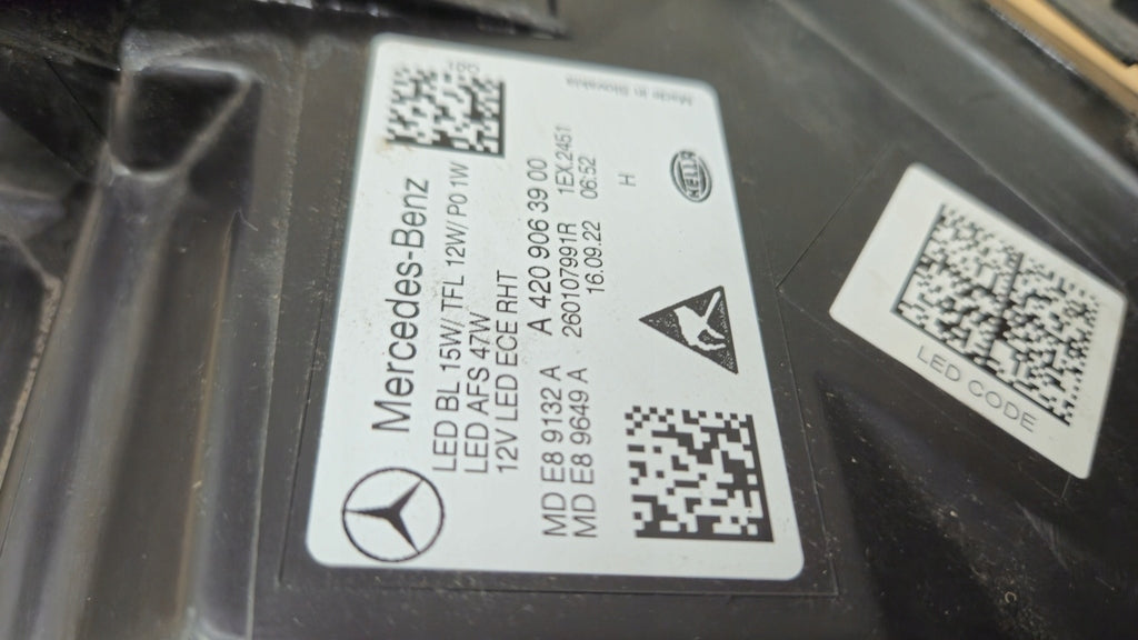 Frontscheinwerfer Mercedes-Benz Citan A4209063900 Rechts Scheinwerfer Headlight SCH4673710430iz