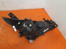 Load image into Gallery viewer, Frontscheinwerfer Mazda III 21148-20-E426 Links Scheinwerfer Headlight SCH6917322213mv