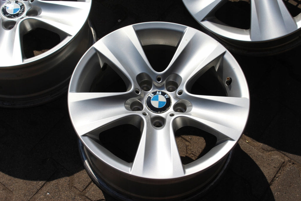 4x Alufelge 17 Zoll 8.0" 5x120 30ET Silber 6790172 BMW 5 F11 F10 F30 E90 FEL6884161483on