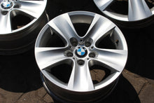 Laden Sie das Bild in den Galerie-Viewer, 4x Alufelge 17 Zoll 8.0" 5x120 30ET Silber 6790172 BMW 5 F11 F10 F30 E90 FEL6884161483on