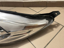 Laden Sie das Bild in den Galerie-Viewer, Frontscheinwerfer Ford Fiesta C1BB-13W030 LED Links Scheinwerfer Headlight SCH5154877381gh