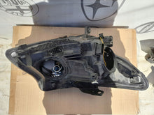 Laden Sie das Bild in den Galerie-Viewer, Frontscheinwerfer Mercedes-Benz Vito W447 RKC363 Links Scheinwerfer Headlight SCH6128320062pd