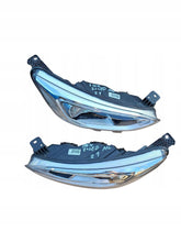 Laden Sie das Bild in den Galerie-Viewer, Frontscheinwerfer Ford Focus JX7B-13W030-AE JX7B-13W029-AE LED Ein Satz SCH4256793388an