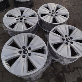 4x Alufelge 18 Zoll 7.0