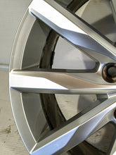 Load image into Gallery viewer, 1x Alufelge 18 Zoll 8.0&quot; 5x130 53ET 7P6601025AC VW Touareg Rim Wheel