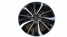 Laden Sie das Bild in den Galerie-Viewer, 1x Alufelge 17 Zoll &quot; HL810411GY02 Toyota Avensis Rim Wheel