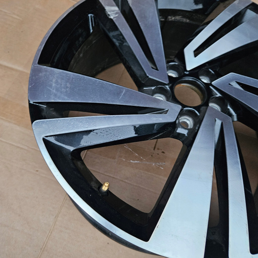 1x Alufelge 18 Zoll 7.0" 5x100 39ET Glanz Schwarz VW T-Cross T Cross Rim Wheel FEL1498286237ri