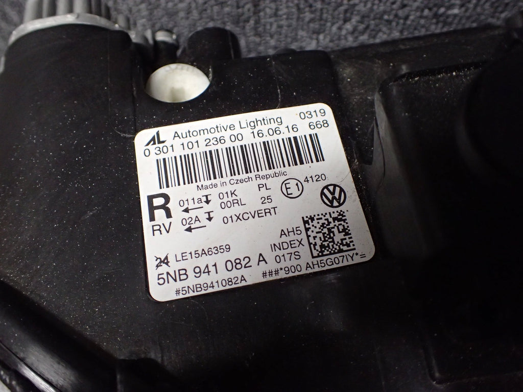 Frontscheinwerfer VW Tiguan 5NB941082A Rechts Scheinwerfer Headlight SCH8822884437do