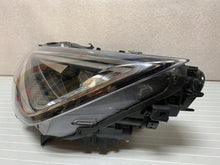 Laden Sie das Bild in den Galerie-Viewer, Frontscheinwerfer Seat Ibiza V 6F1941007G LED Links Scheinwerfer Headlight