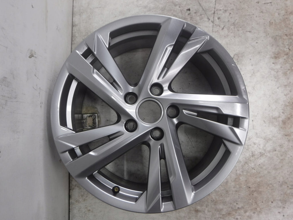 1x Alufelge 17 Zoll 7.0" 5x112 45ET Glanz Grau 2GA601025AM VW T-Roc Rim Wheel FEL3403789582dv