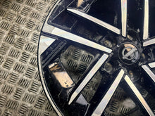 Load image into Gallery viewer, 1x Alufelge 17 Zoll 5x114.3 AMD232150 Nissan Juke Rim Wheel FEL7421987027zo