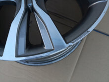 Laden Sie das Bild in den Galerie-Viewer, 1x Alufelge 18 Zoll 8.0&quot; 5x112 57ET Glanz Silber 6855093 BMW 2 F45 F46 Rim Wheel