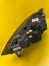 Laden Sie das Bild in den Galerie-Viewer, Frontscheinwerfer VW T-Roc 2GV941060 LED Rechts Scheinwerfer Headlight SCH6529577274tx