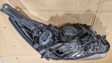Laden Sie das Bild in den Galerie-Viewer, Frontscheinwerfer Ford Focus BM51-13D155-AJ Links Scheinwerfer Headlight SCH1521093161lc