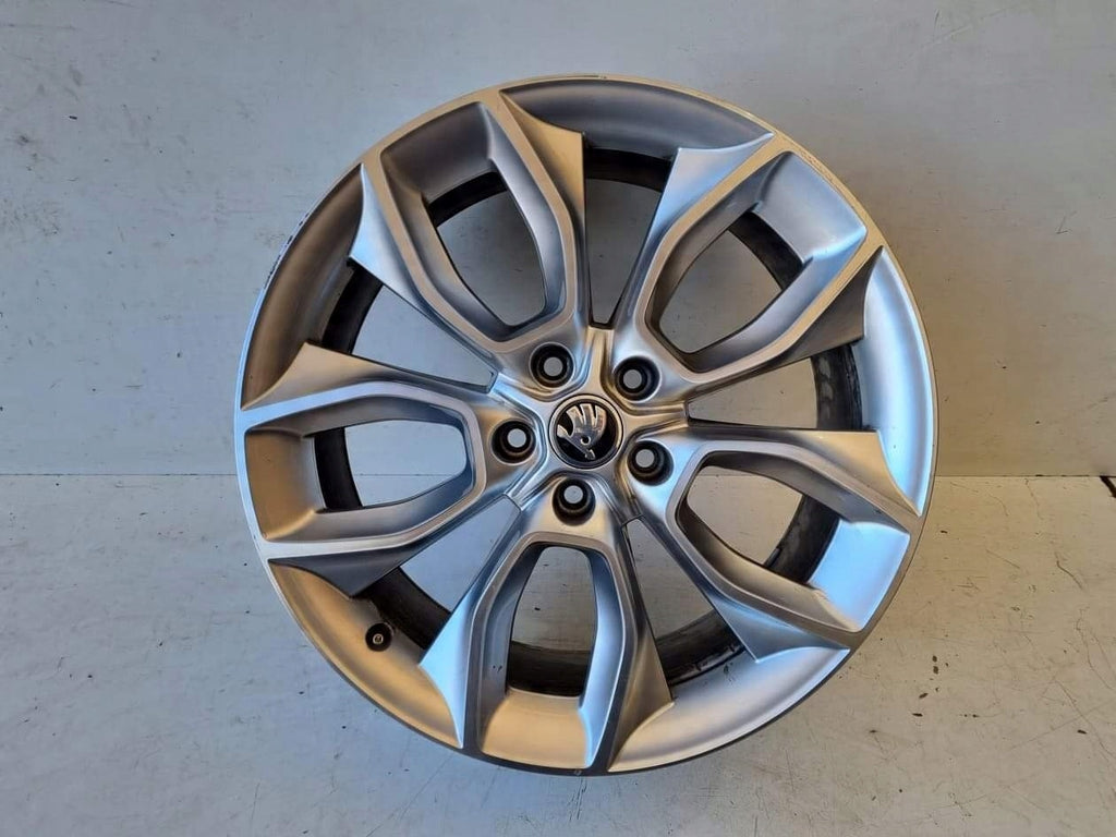 1x Alufelge 19 Zoll 8.0" 5x112 57A601025 Skoda Karoq Rim Wheel