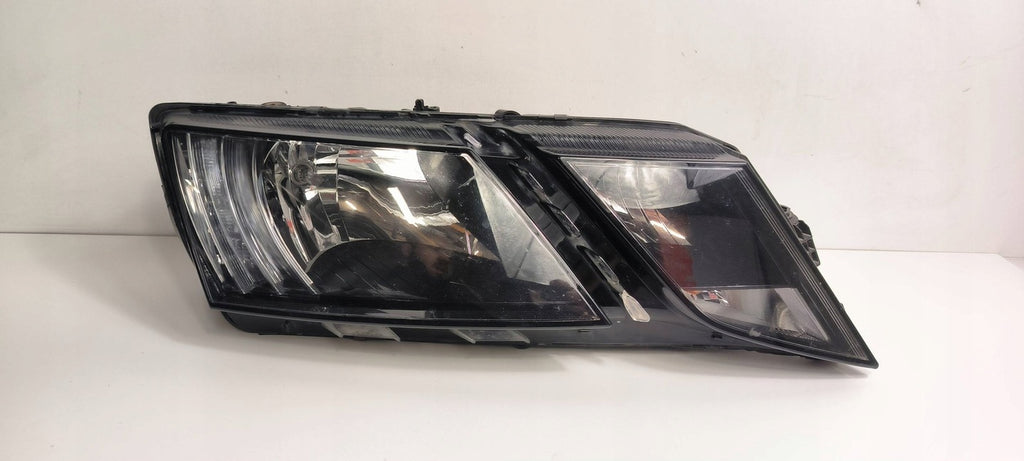 Frontscheinwerfer Skoda Octavia III 5E1941016C LED Rechts Scheinwerfer Headlight SCH1906315258ir