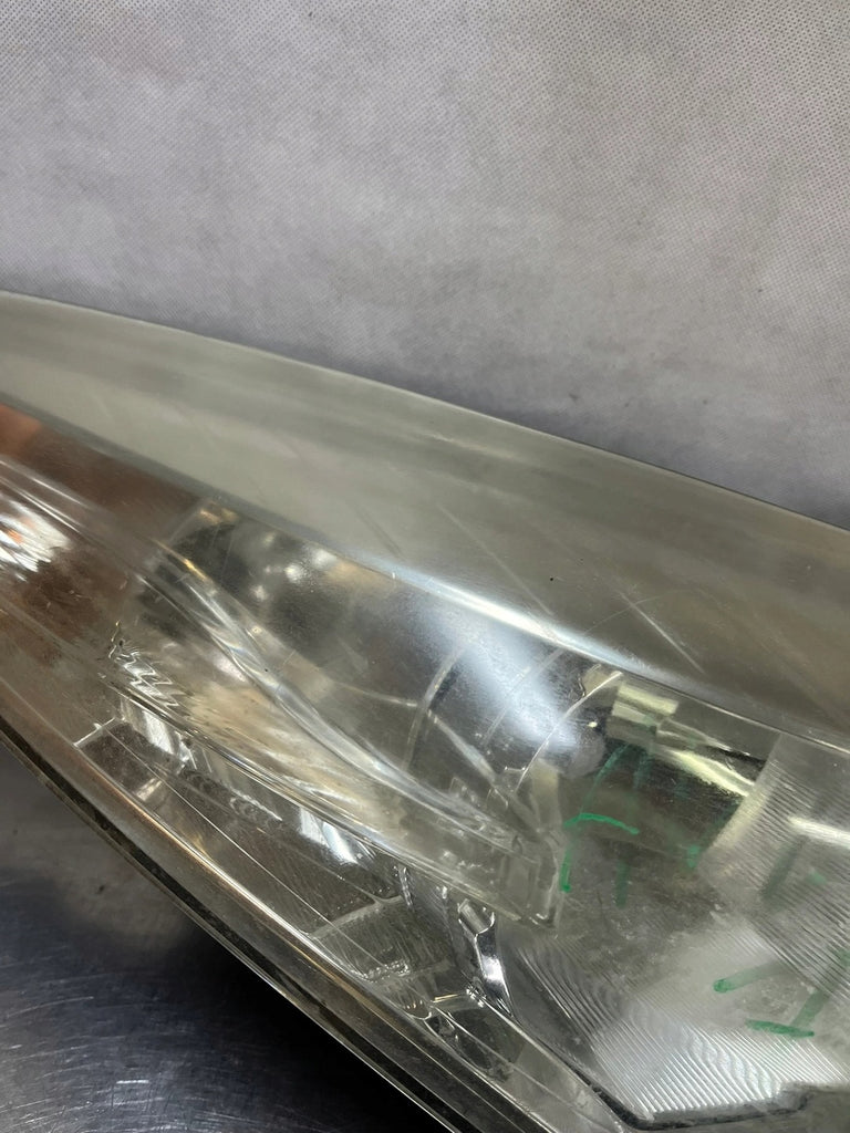 Frontscheinwerfer Renault Megane III 260100017R Rechts Scheinwerfer Headlight SCH9243564142wp