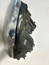 Laden Sie das Bild in den Galerie-Viewer, Frontscheinwerfer Audi A8 Xenon Links Scheinwerfer Headlight