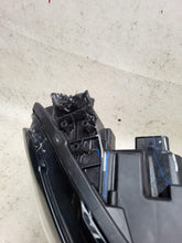 Laden Sie das Bild in den Galerie-Viewer, Frontscheinwerfer Renault 260103381R Full LED Rechts Scheinwerfer Headlight