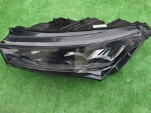 Laden Sie das Bild in den Galerie-Viewer, Frontscheinwerfer Skoda Enyaq 5LB941015 Full LED Links Scheinwerfer Headlight
