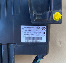 Laden Sie das Bild in den Galerie-Viewer, Frontscheinwerfer Citroën C5 Aircross 9816925180 Links Scheinwerfer Headlight