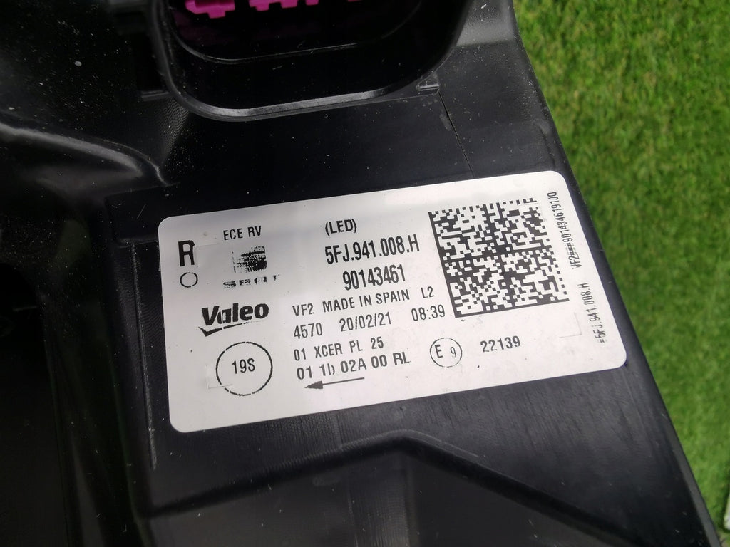 Frontscheinwerfer Seat Tarraco 5FJ941008H Full LED Rechts Scheinwerfer Headlight