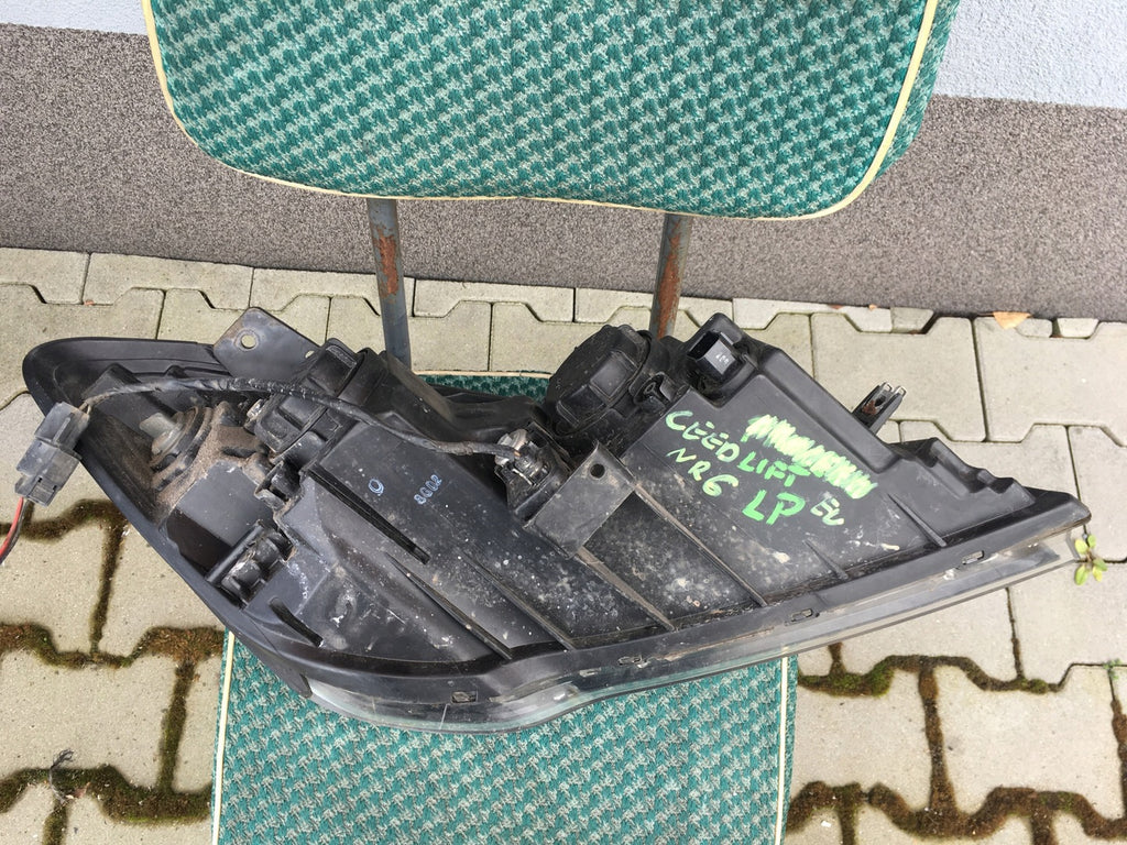 Frontscheinwerfer Kia Ceed LED Links Scheinwerfer Headlight