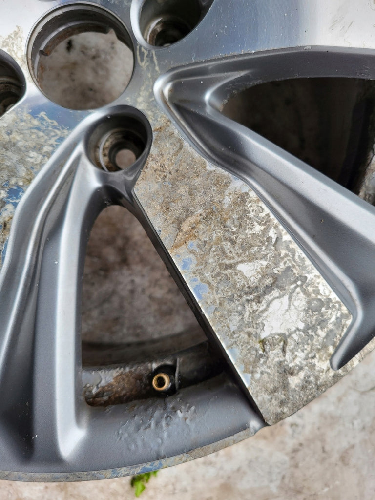 1x Alufelge 16 Zoll 6.5" 4x108 20ET Glanz Grau 9813557977 Peugeot Rim Wheel