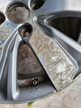 Load image into Gallery viewer, 1x Alufelge 16 Zoll 6.5&quot; 4x108 20ET Glanz Grau 9813557977 Peugeot Rim Wheel