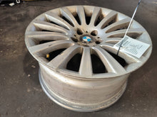 Load image into Gallery viewer, 1x Alufelge 19 Zoll 9.5" 5x120 39ET Glanz Silber 6775405 BMW 7 F01 F02 Rim Wheel FEL5052070265wc