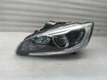 Load image into Gallery viewer, Frontscheinwerfer Volvo V60 I S60 31420253 Bi-Xenon Rechts oder Links SCH9669347114tl