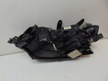 Laden Sie das Bild in den Galerie-Viewer, Frontscheinwerfer Mitsubishi Outlander III 8301C2-04 Rechts Headlight SCH3020347827rz
