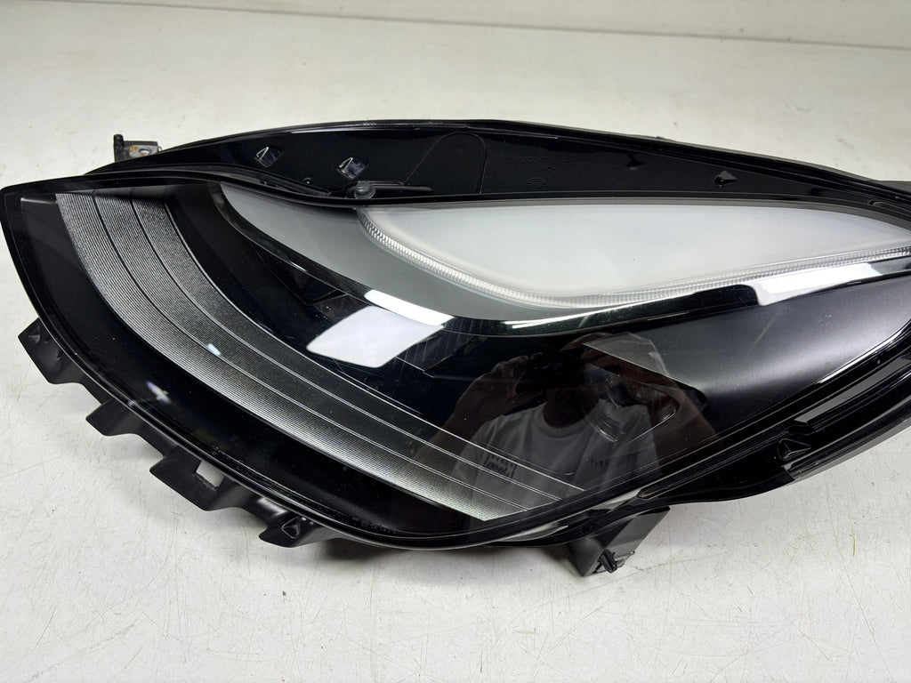 Frontscheinwerfer Tesla 3 1514952-00-D Links Scheinwerfer Headlight