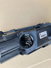 Laden Sie das Bild in den Galerie-Viewer, Frontscheinwerfer VW Scirocco 1K8941005C Links Scheinwerfer Headlight SCH5258572932il