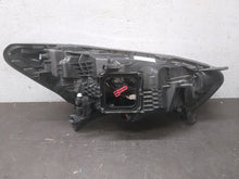 Load image into Gallery viewer, Frontscheinwerfer Renault Captur 260606152R Links Scheinwerfer Headlight