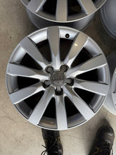 Laden Sie das Bild in den Galerie-Viewer, 4x Alufelge 17 Zoll 8.0" 5x112 47ET Glanz Silber 8K0601025BC Audi Rim Wheel FEL8952838860vh
