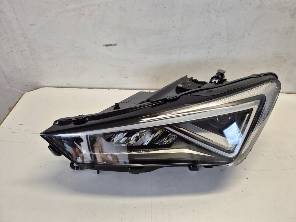Frontscheinwerfer Seat Tarraco Links Scheinwerfer Headlight SCH9985631737zi