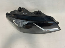 Laden Sie das Bild in den Galerie-Viewer, Frontscheinwerfer Peugeot Caddy 2K1941016B 1ED012286-02 Rechts Headlight