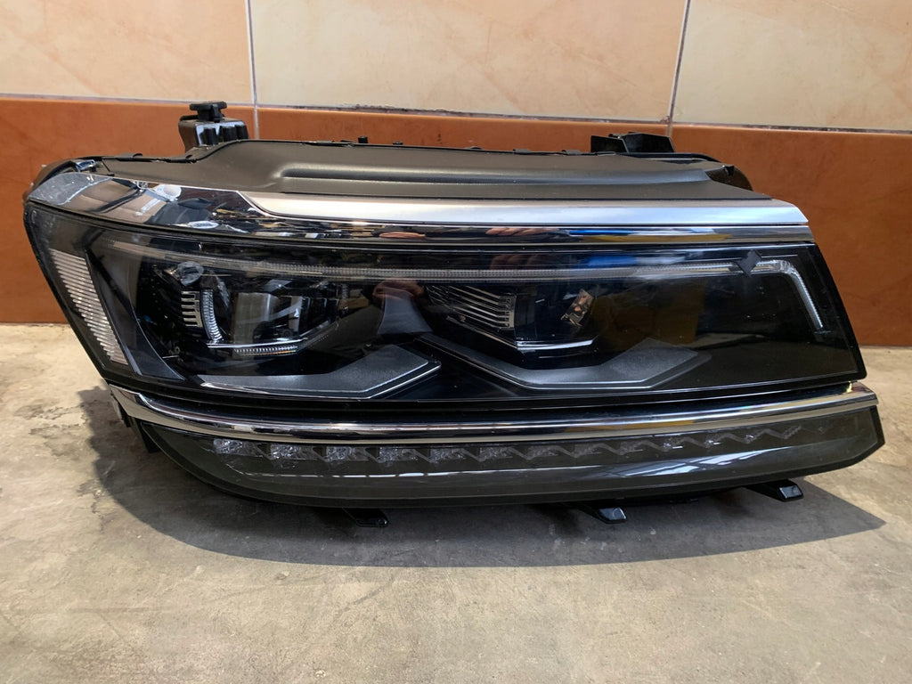 Frontscheinwerfer VW Tiguan 5NB941082E Rechts Scheinwerfer Headlight SCH9858608233br
