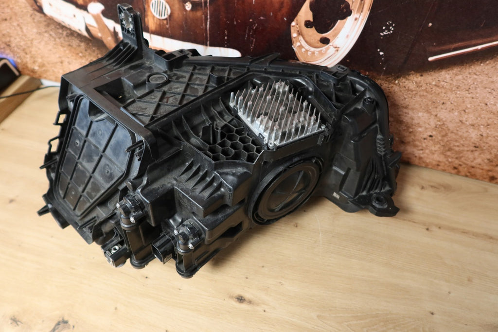 Frontscheinwerfer Audi Q3 83A941012 LED Rechts Scheinwerfer Headlight SCH2466629905vv