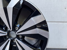 Load image into Gallery viewer, 1x Alufelge 17 Zoll 6.5" 5x100 39ET Glanz Schwarz 2GM601025E VW T-Cross FEL3995915972qc