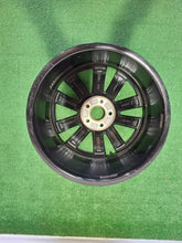 Laden Sie das Bild in den Galerie-Viewer, 1x Alufelge 18 Zoll 8.0" 5x108 42ET Glanz Schwarz 32358646 Volvo I Rim Wheel FEL8073330366jx