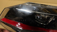 Laden Sie das Bild in den Galerie-Viewer, Frontscheinwerfer VW Polo 2G1941035C Links Scheinwerfer Headlight SCH4270401918xv