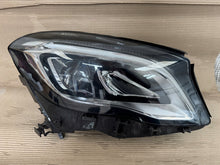Laden Sie das Bild in den Galerie-Viewer, Frontscheinwerfer Mercedes-Benz Gla A1569067000 Xenon Rechts Headlight SCH5664677603pa
