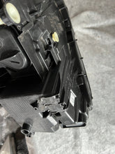 Laden Sie das Bild in den Galerie-Viewer, Frontscheinwerfer Audi Etron 89A941034 Full LED Rechts Scheinwerfer Headlight