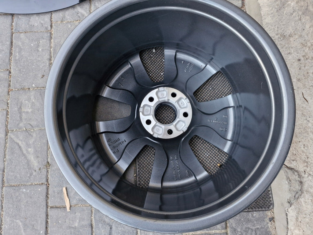 1x Alufelge 19 Zoll 8.5" 5x112 4KE601025R Audi E-Tron Rim Wheel FEL7047310978ti