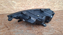 Laden Sie das Bild in den Galerie-Viewer, Frontscheinwerfer Audi A1 82A941034D 90106083 Rechts Scheinwerfer Headlight SCH6626448122ok