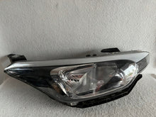 Laden Sie das Bild in den Galerie-Viewer, Frontscheinwerfer Hyundai I20 R009GBLX Rechts Scheinwerfer Headlight