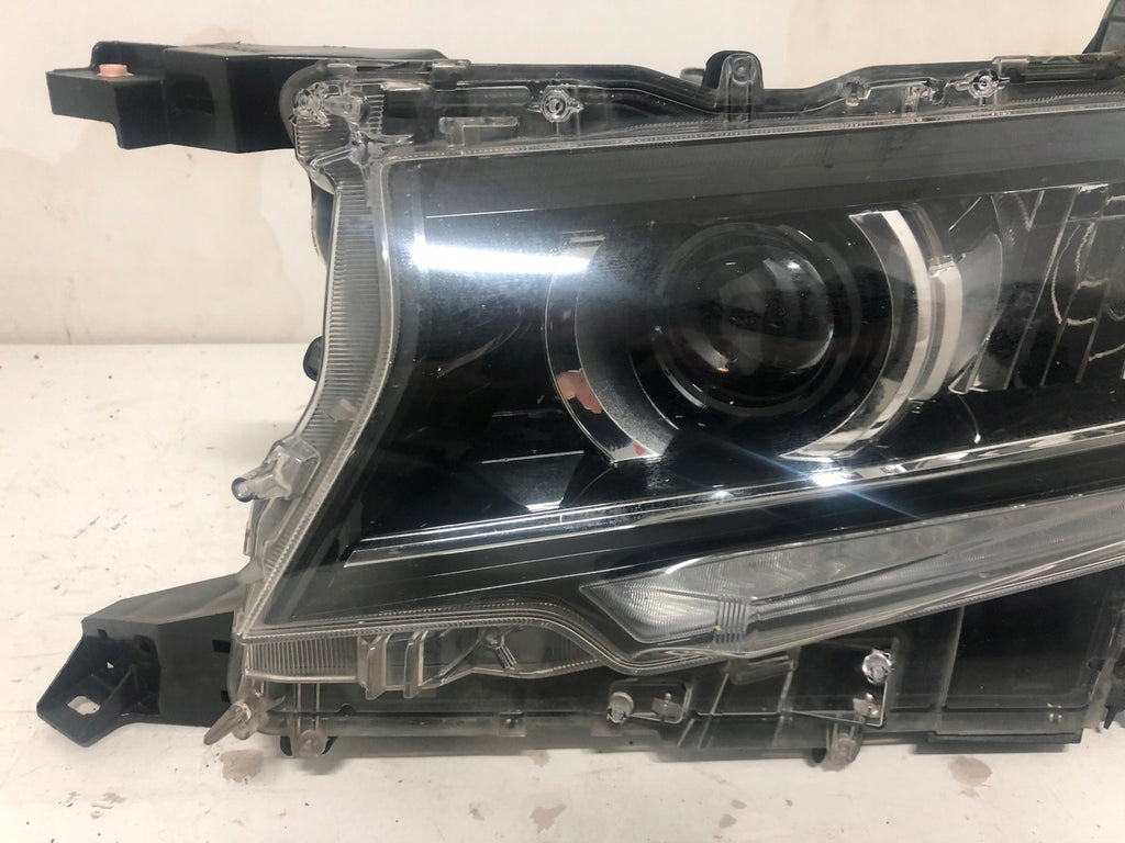 Frontscheinwerfer Toyota Land Cruiser Links Scheinwerfer Headlight SCH5164289817tj